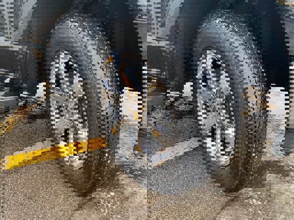 Used 2023 Ford F150 Lariat w/ Equipment Group 502A High image 29