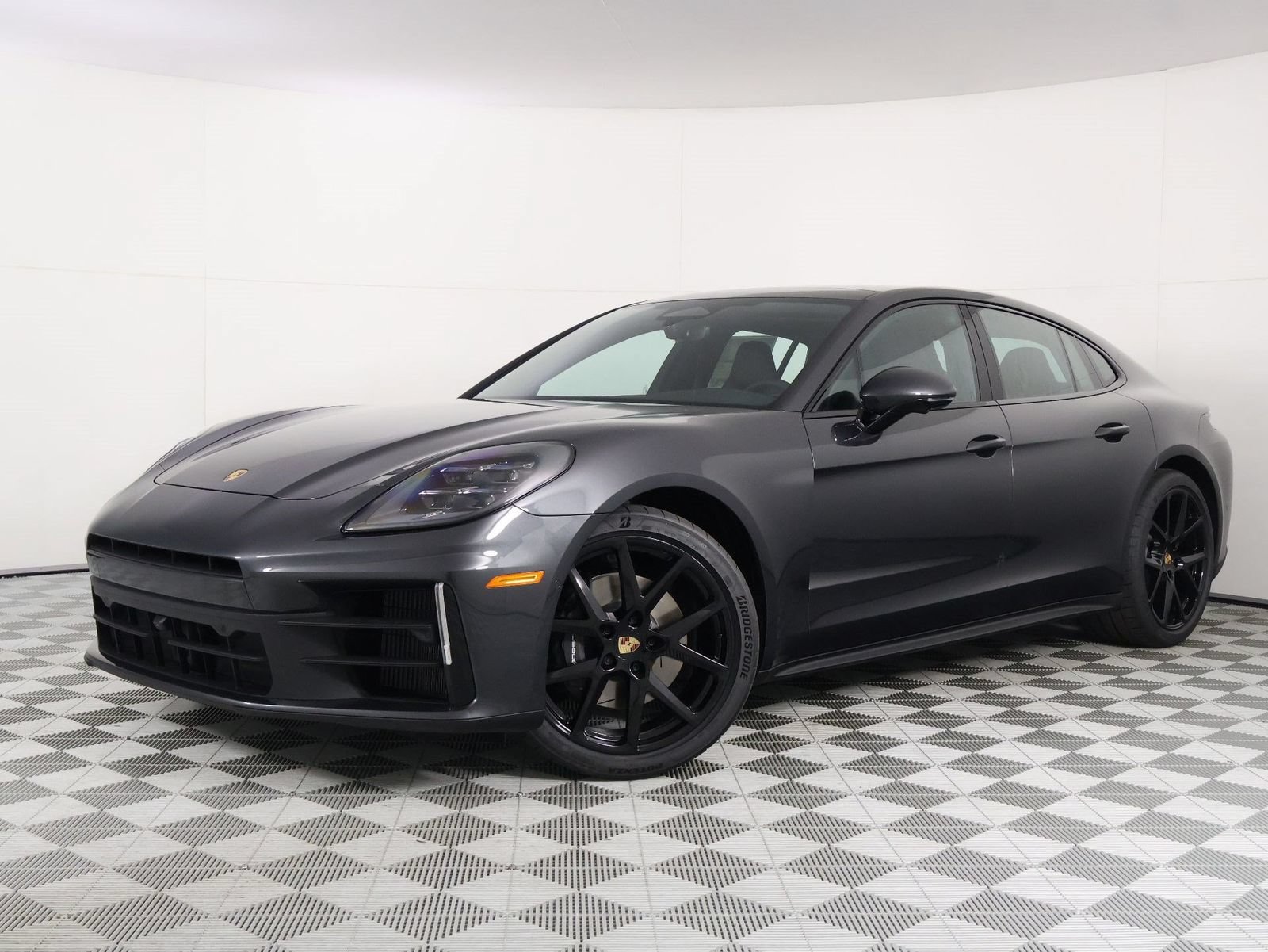New 2026 Porsche Panamera