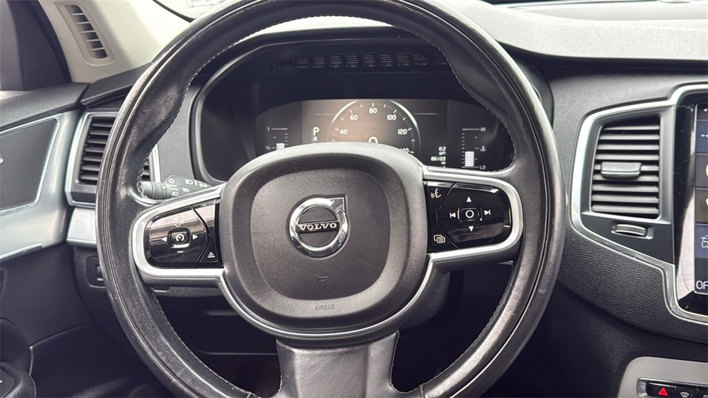 Used 2018 Volvo XC90 T5 Momentum w/ Convenience Package image 9