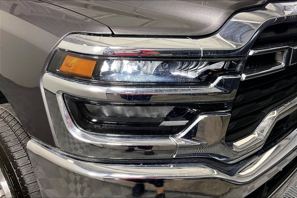 Used 2026 RAM 2500 Big Horn AWD/4WD image 38