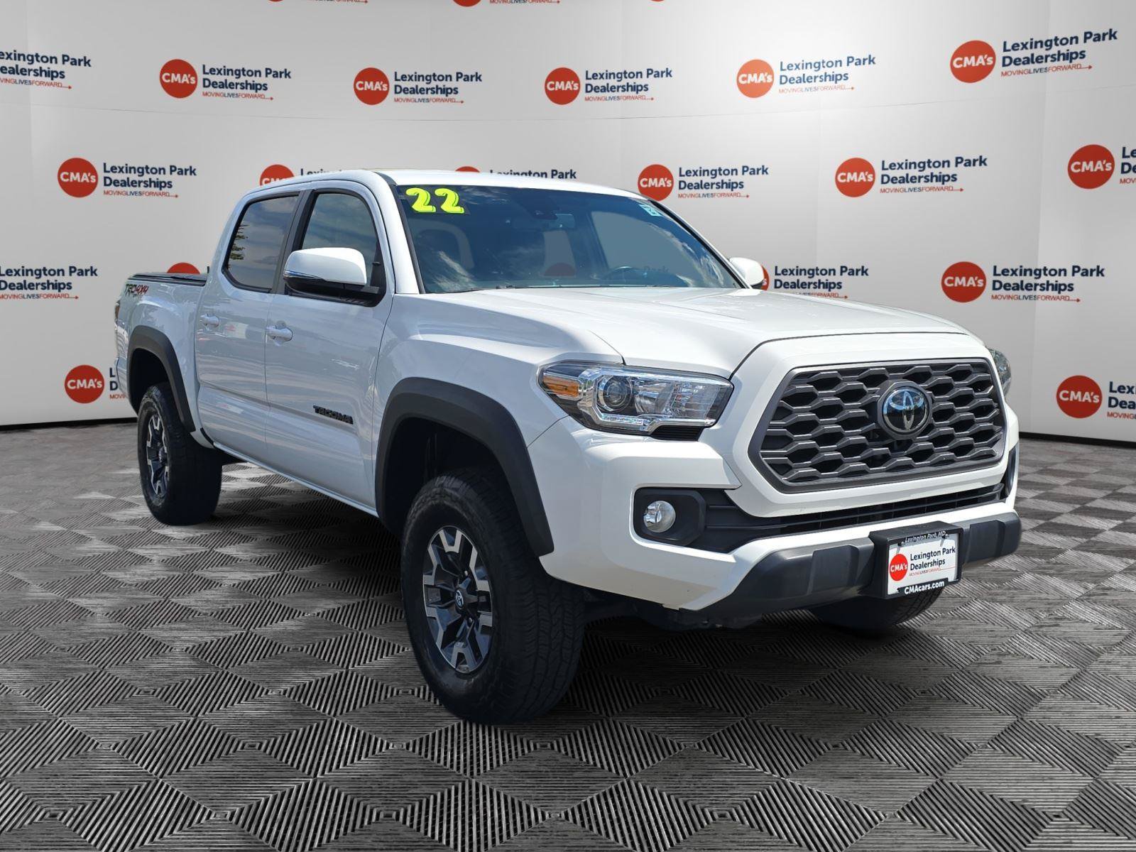 Used 2022 Toyota Tacoma TRD Off-Road w/ Technology Package AWD/4WD image 1
