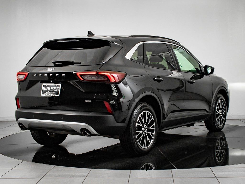 Used 2024 Ford Escape SE image 7