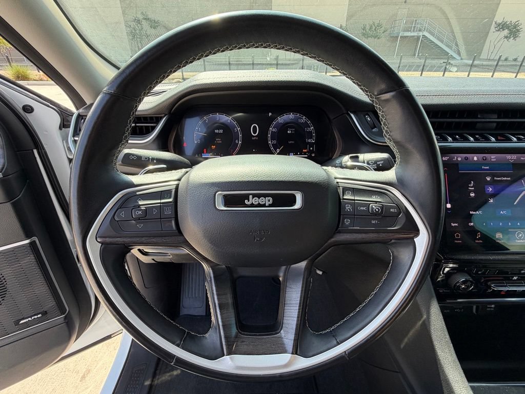Used 2021 Jeep Grand Cherokee L Limited RWD image 15
