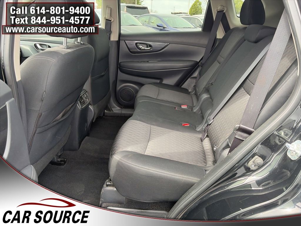Used 2019 Nissan Rogue SV FWD image 26