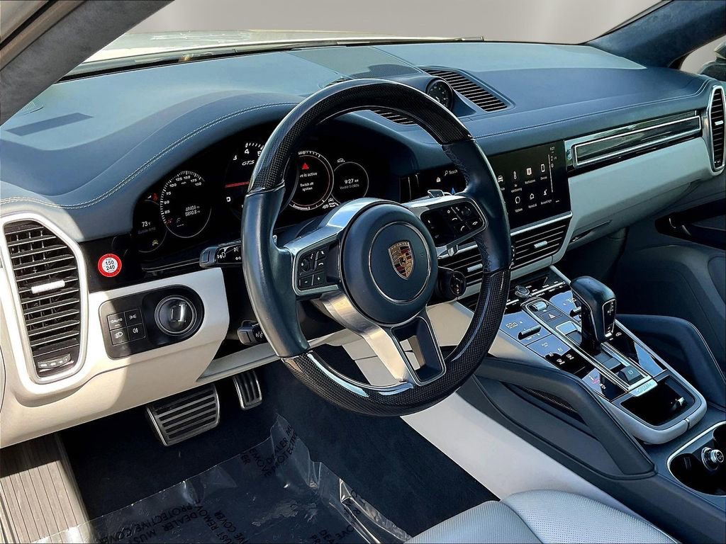 Used 2022 Porsche Cayenne GTS AWD/4WD image 17