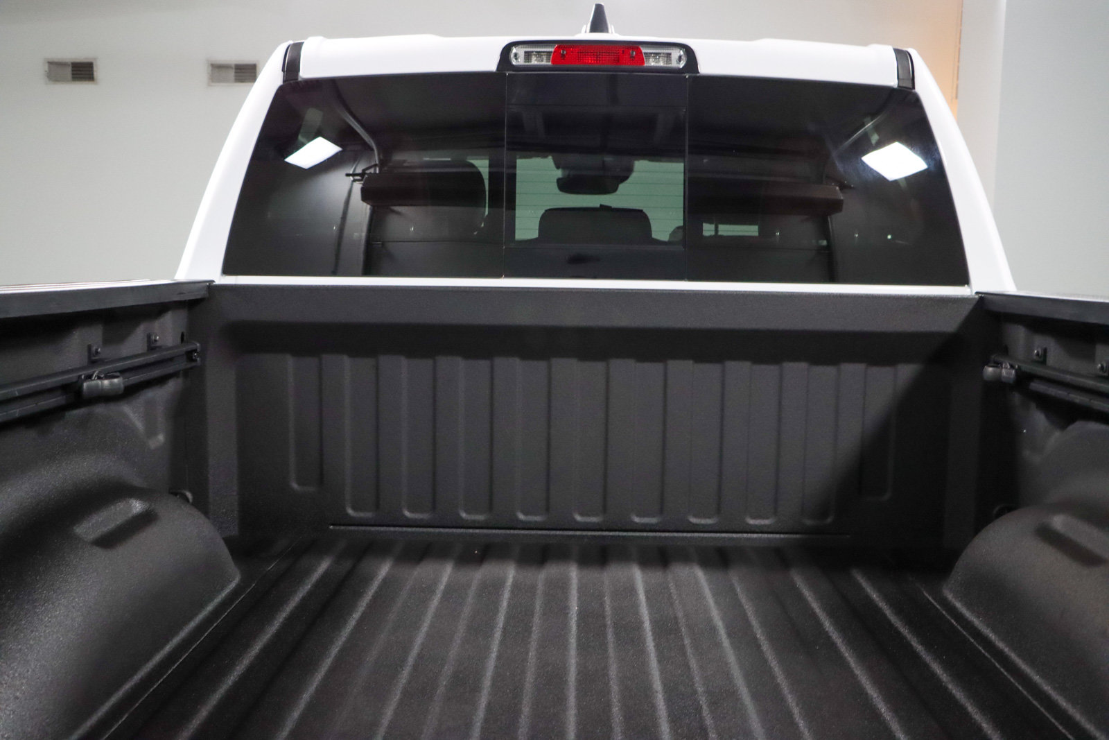 Used 2024 RAM 1500 Rebel w/ Rebel Level 1 Equipment Group AWD/4WD image 29
