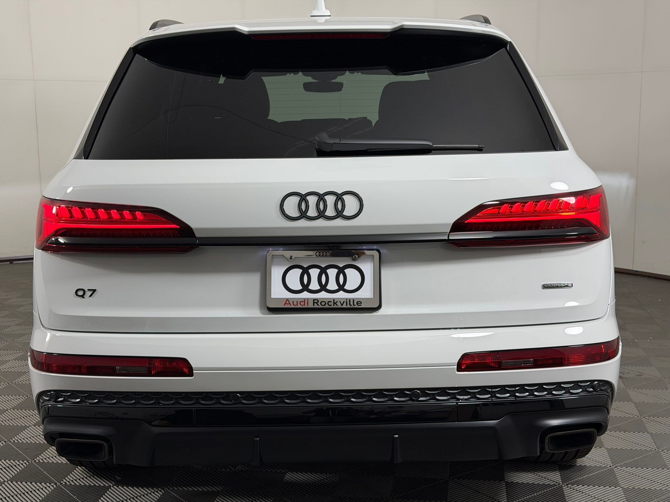 New 2026 Audi Q7 Premium Plus AWD/4WD image 10