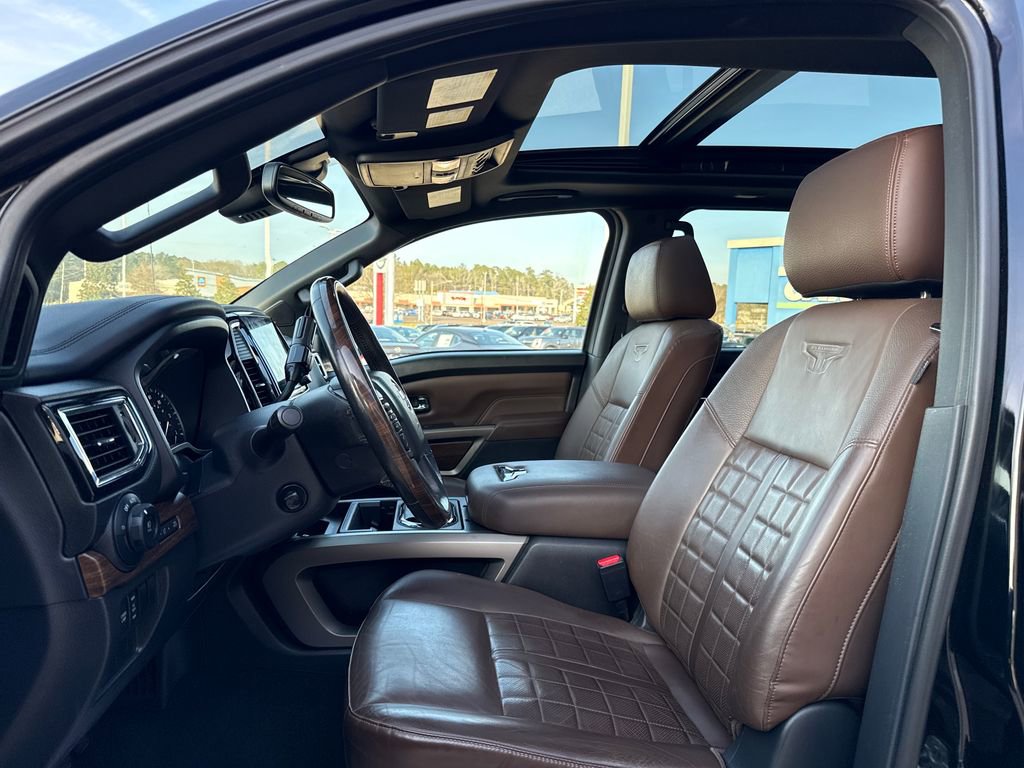 Certified 2021 Nissan Titan Platinum Reserve w/ Moonroof Package image 27