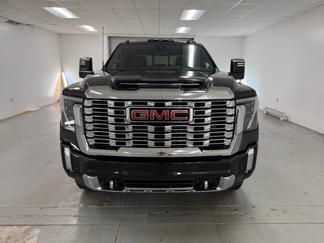 New 2025 GMC Sierra 2500 Denali w/ Denali Reserve Package image 2