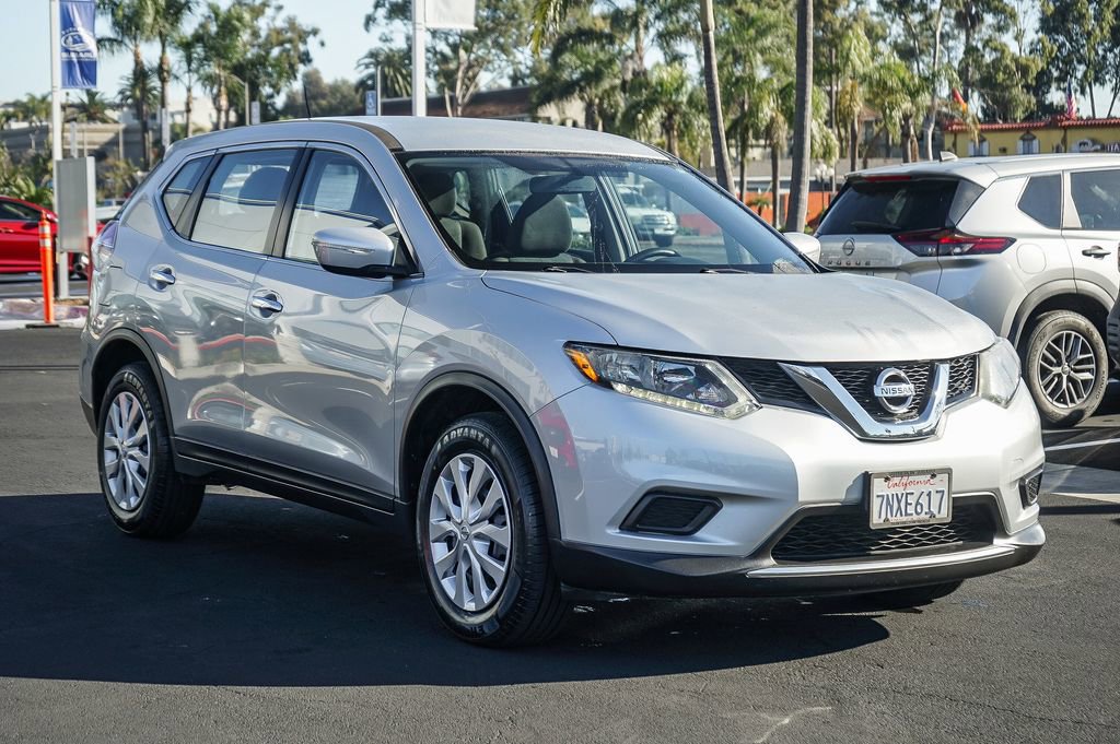 Used 2015 Nissan Rogue S image 3