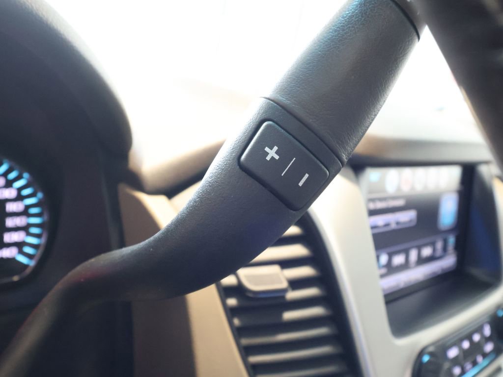 Used 2018 GMC Yukon SLT w/ Open Road Package image 19