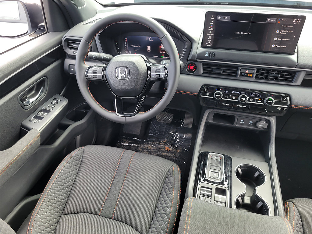 New 2026 Honda Pilot Sport image 10