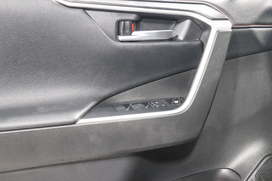 Used 2021 Toyota RAV4 XSE w/ Weather Package AWD/4WD image 23