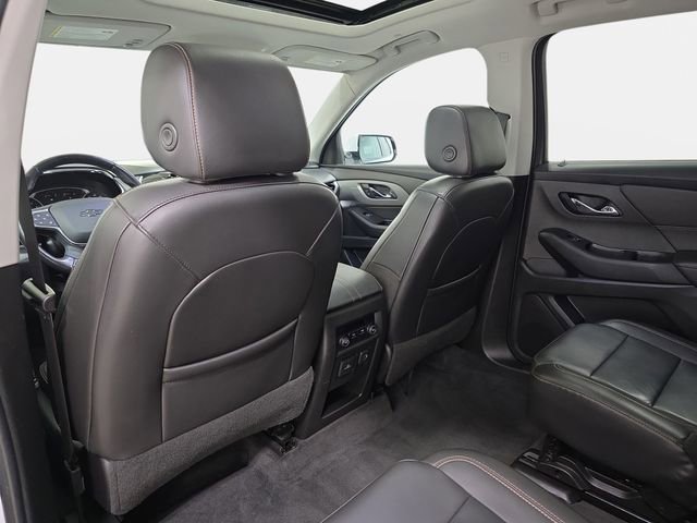 Used 2020 Chevrolet Traverse RS image 12