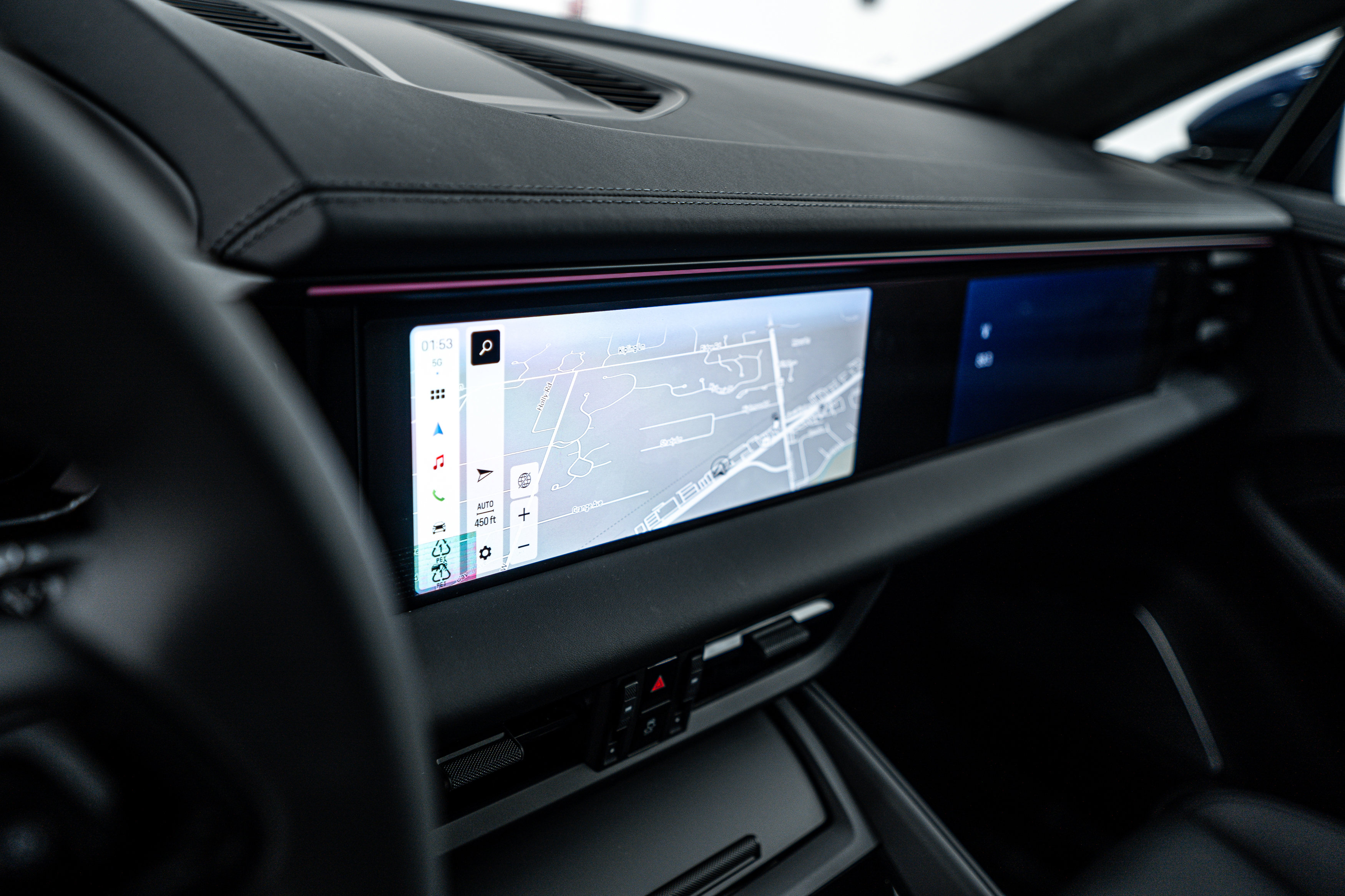 New 2025 Porsche Macan Turbo Electric image 15