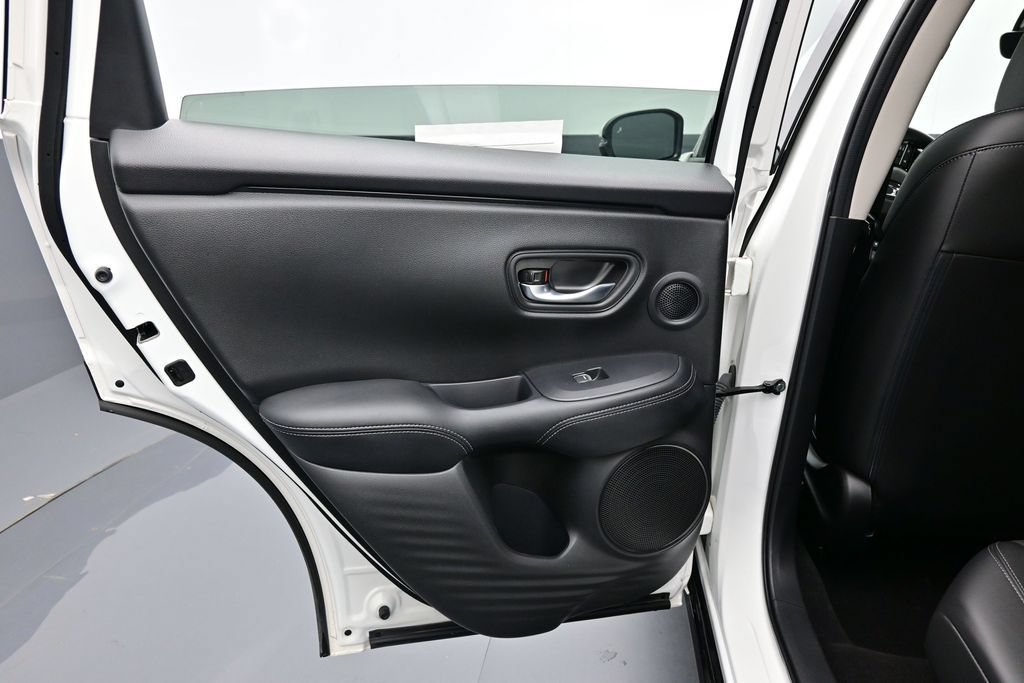 Used 2025 Honda HR-V EX-L image 23