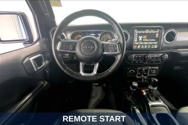 Used 2023 Jeep Wrangler Unlimited Sahara w/ Cold Weather Group AWD/4WD image 11