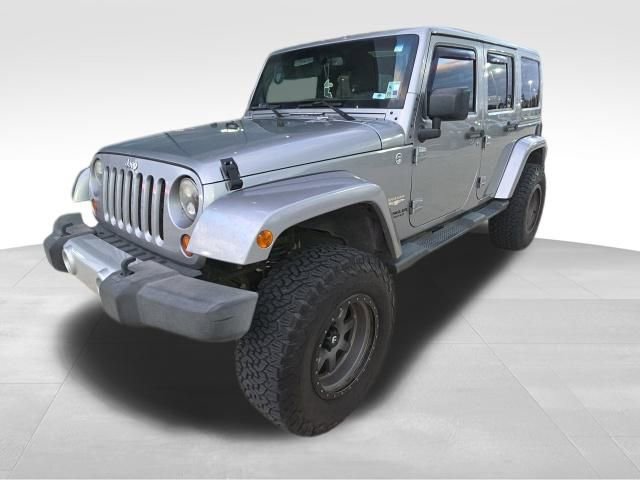 Used 2013 Jeep Wrangler Unlimited Sahara w/ Connectivity Group image 7