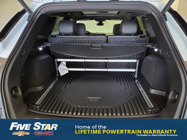 New 2026 Cadillac XT5 Sportv w/ LPO, Floor Liner Package AWD/4WD image 15