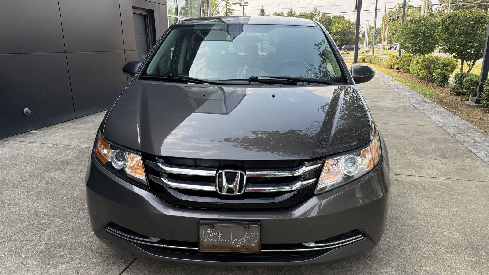 Used 2016 Honda Odyssey SE image 3