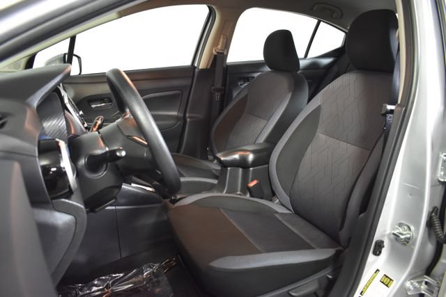 Certified 2025 Nissan Versa SV w/ Trunk Package FWD image 9
