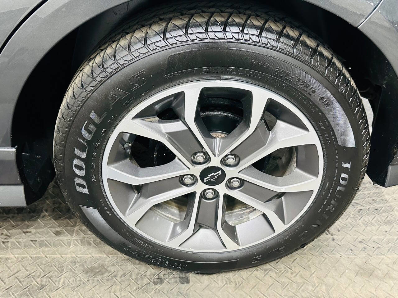 Used 2019 Chevrolet Sonic LT w/ Convenience Package FWD image 31