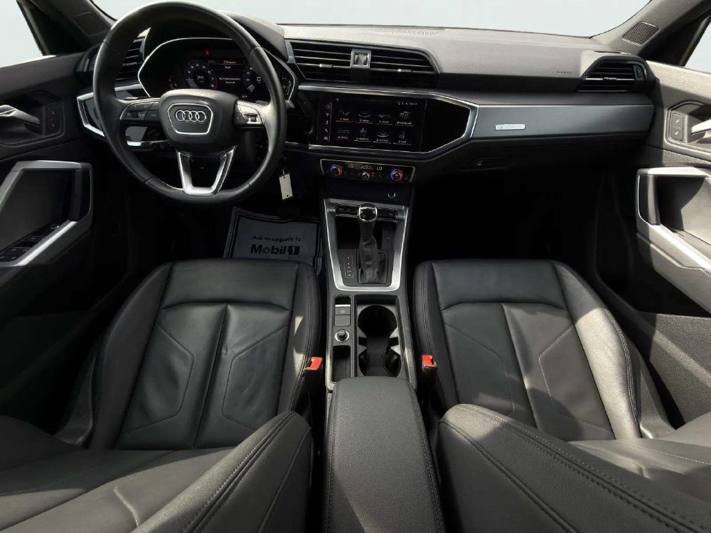 Used 2025 Audi Q3 2.0T Premium AWD/4WD image 21