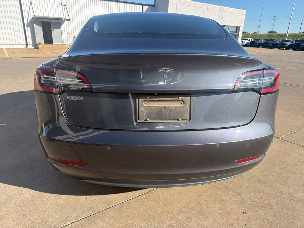 Used 2019 Tesla Model 3 Standard Range Plus RWD image 4