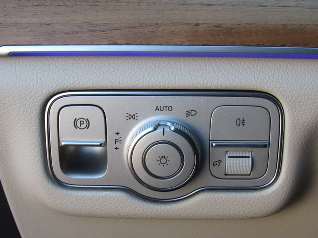 Used 2022 Mercedes-Benz GLE 350 4MATIC image 34