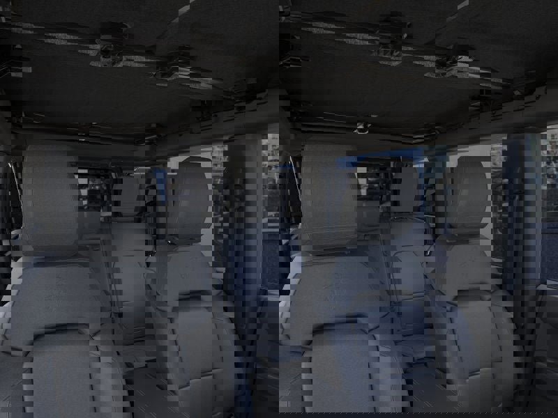 New 2025 Ford Bronco Badlands image 12