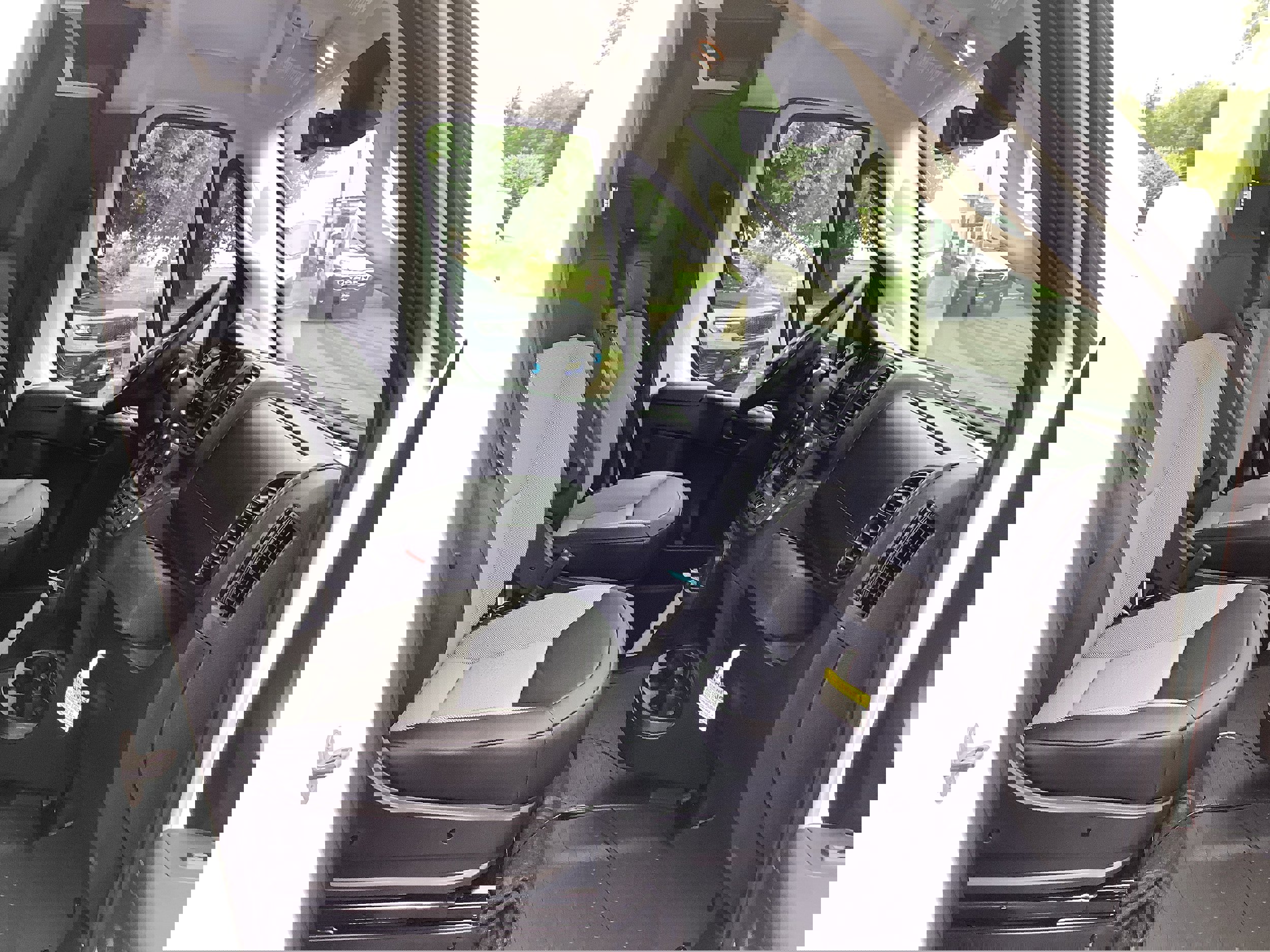 New 2025 RAM ProMaster 1500 w/ Safety Group image 9