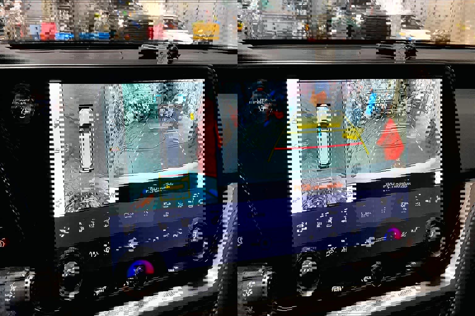 Used 2024 Lexus TX 500h AWD w/ Technology Package image 27