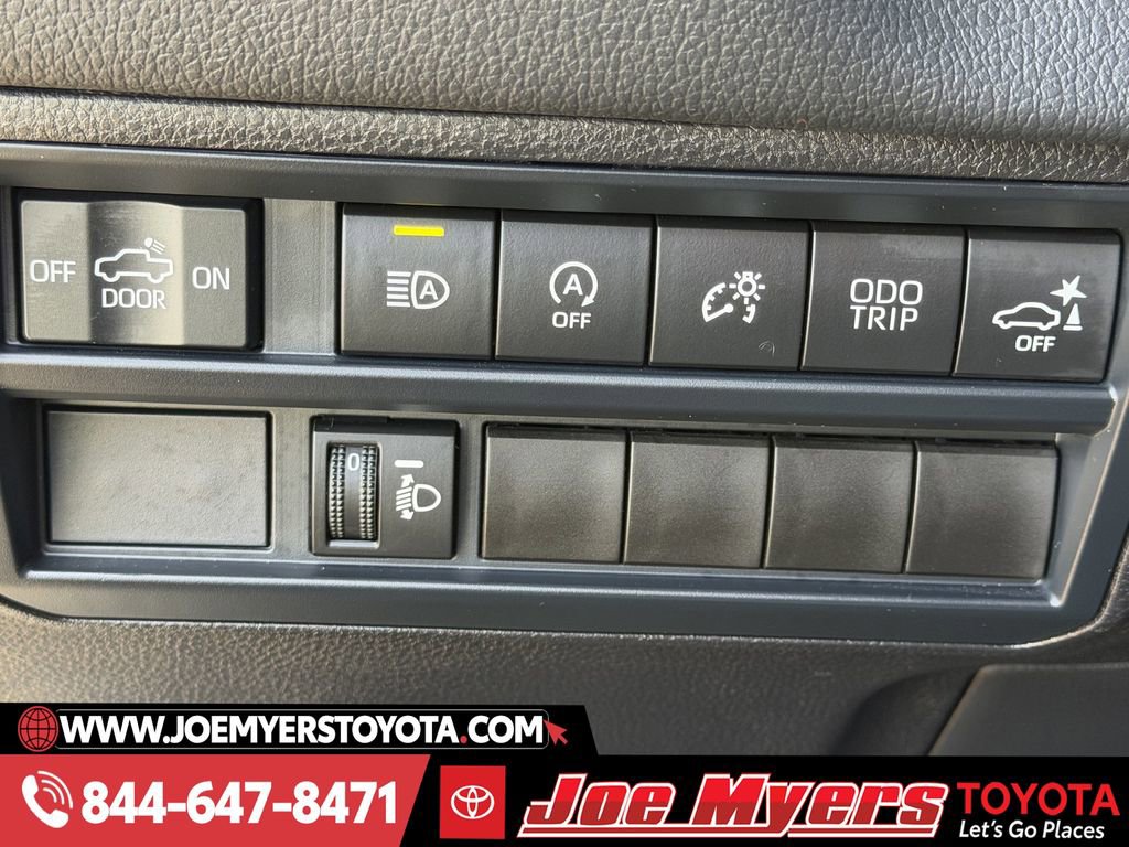 Used 2026 Toyota Tundra Limited image 25