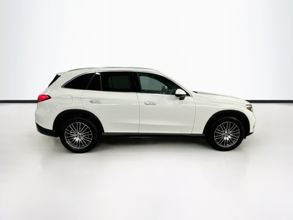 Certified 2026 Mercedes-Benz GLC 300 4MATIC image 4