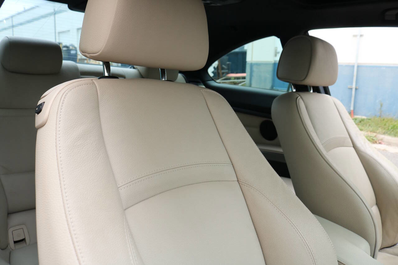 Used 2011 BMW 335is 335is 2dr Coupe image 16