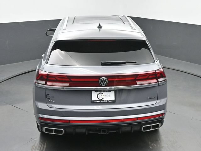 Used 2024 Volkswagen Atlas Cross Sport SEL Premium R-Line AWD/4WD image 40