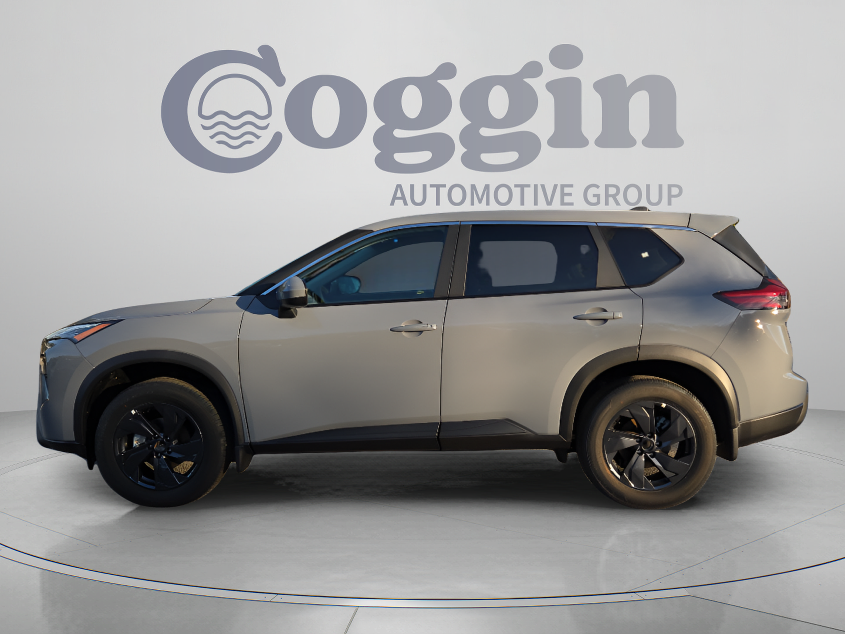 Used 2026 Nissan Rogue SV w/ Cold Weather Package FWD image 3