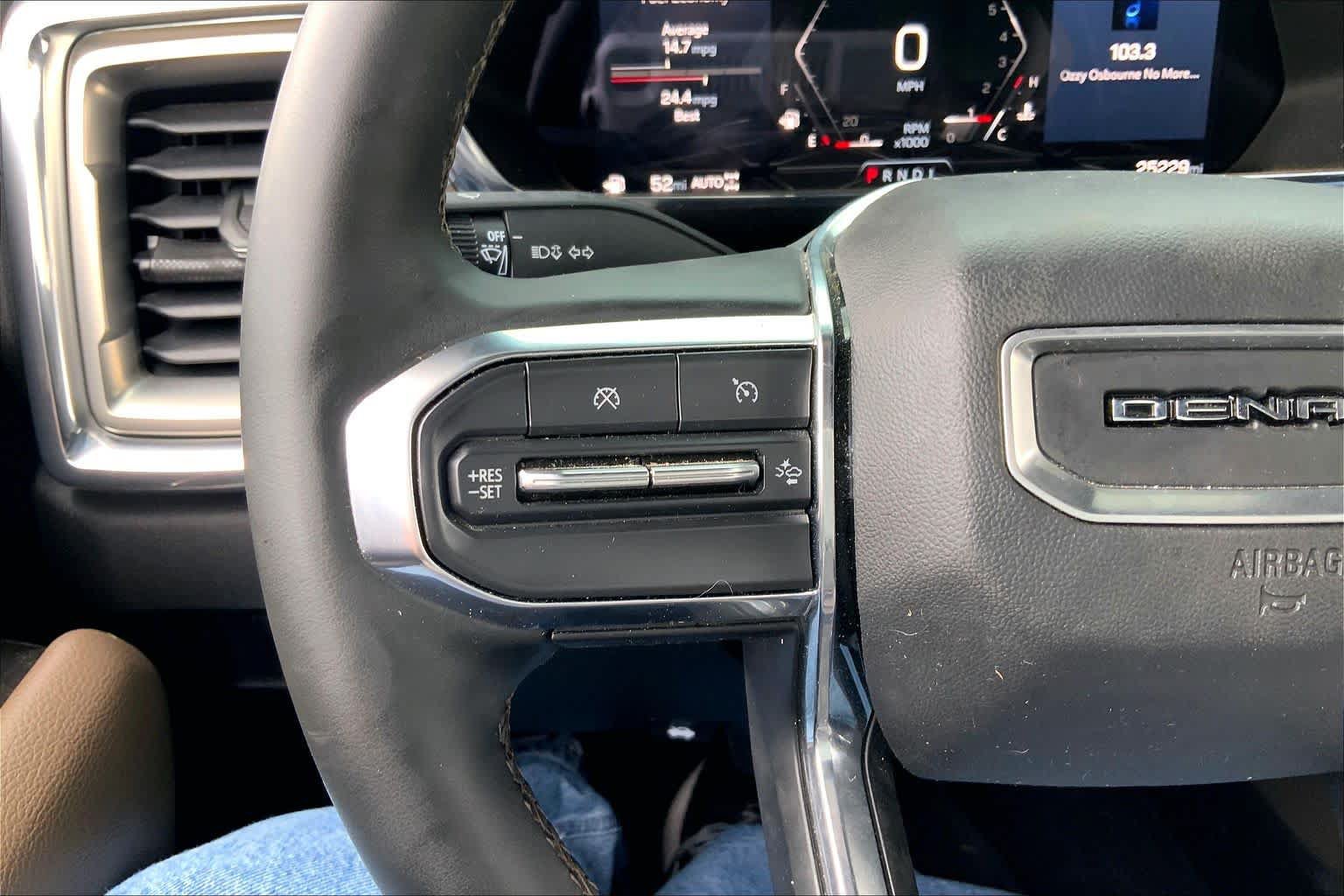 Used 2024 GMC Canyon Denali AWD/4WD image 24
