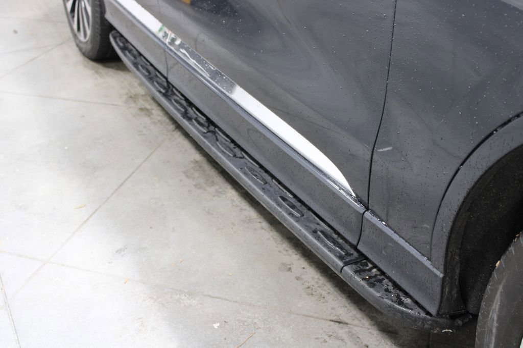 Used 2023 Lincoln Aviator Black Label Grand Touring image 14