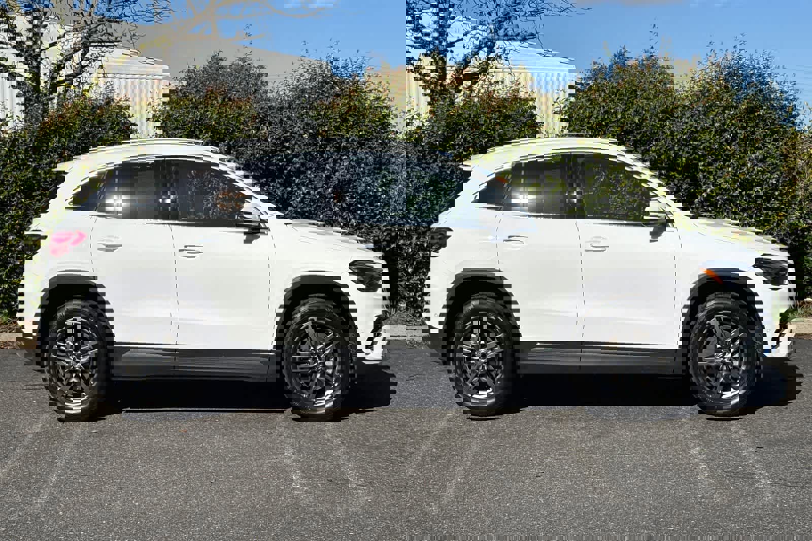 Certified 2026 Mercedes-Benz GLA 250 4MATIC image 2