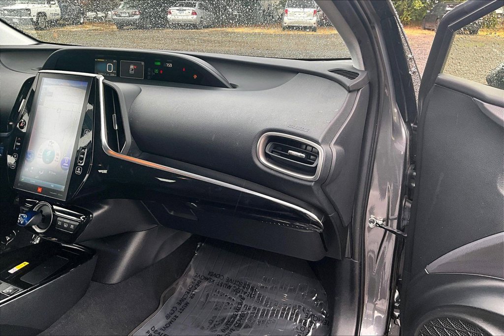Used 2020 Toyota Prius Prime Limited FWD image 19