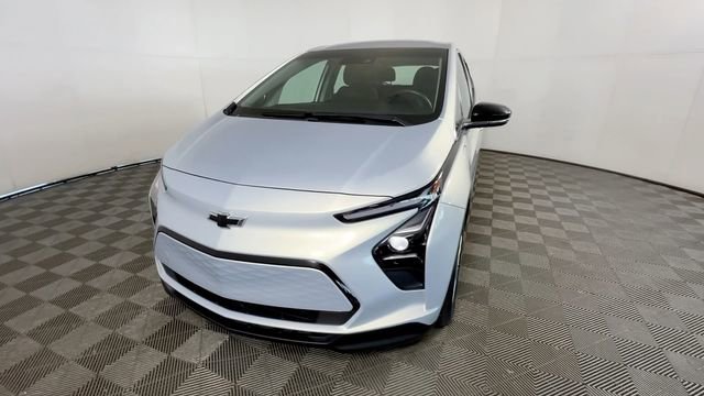 Used 2023 Chevrolet Bolt LT w/ Driver Confidence Package FWD image 10