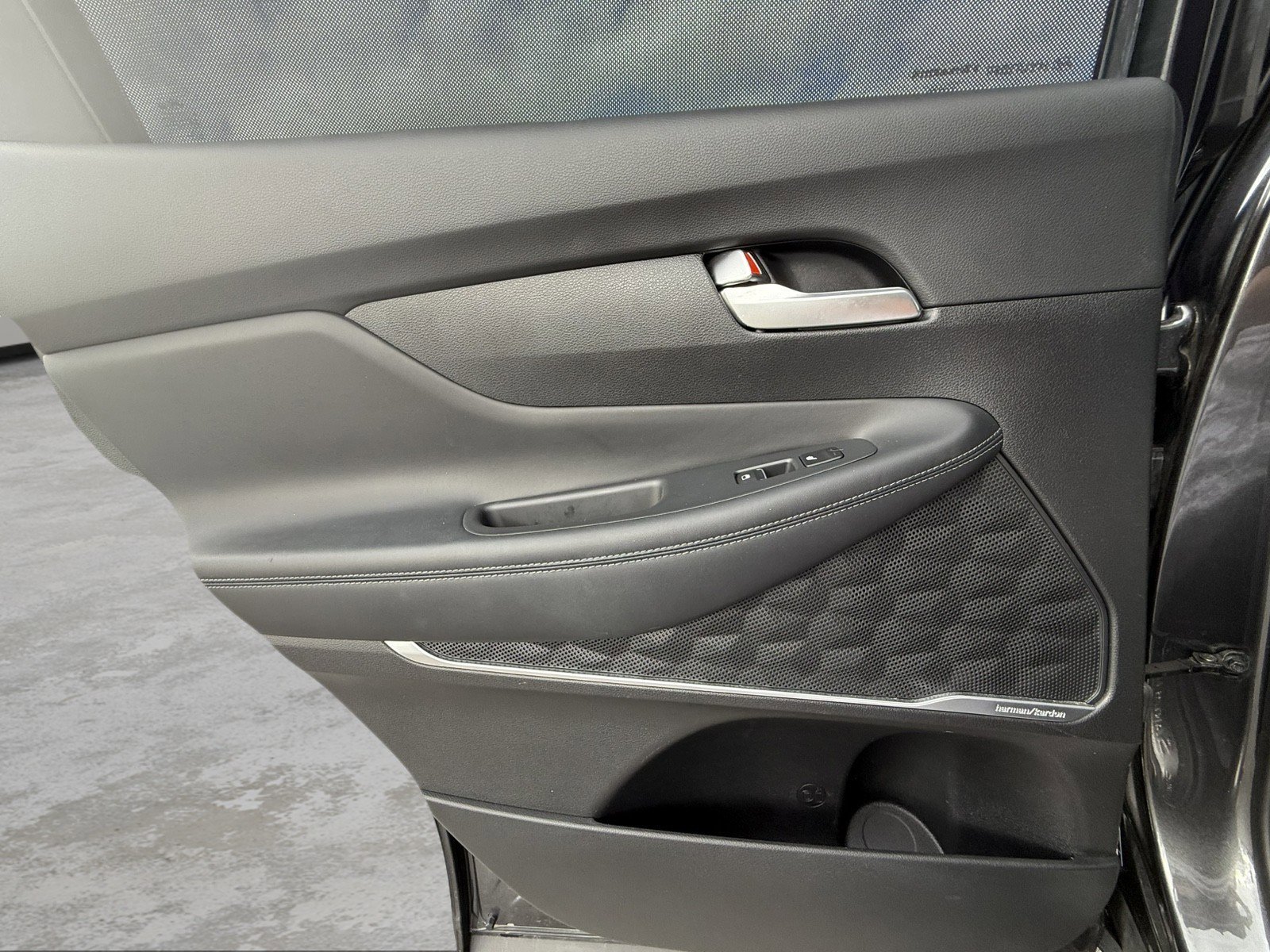 Used 2021 Hyundai Santa Fe Limited w/ Cargo Package image 26