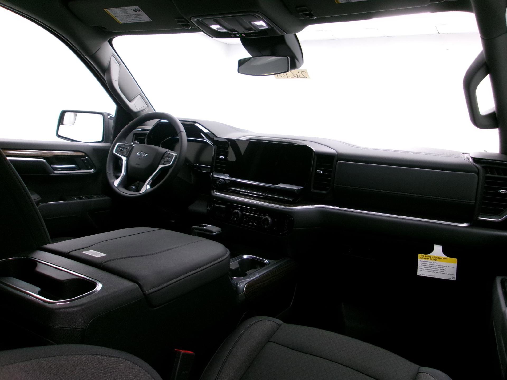 New 2026 Chevrolet Silverado 1500 RST w/ Z71 Off-Road Package image 3