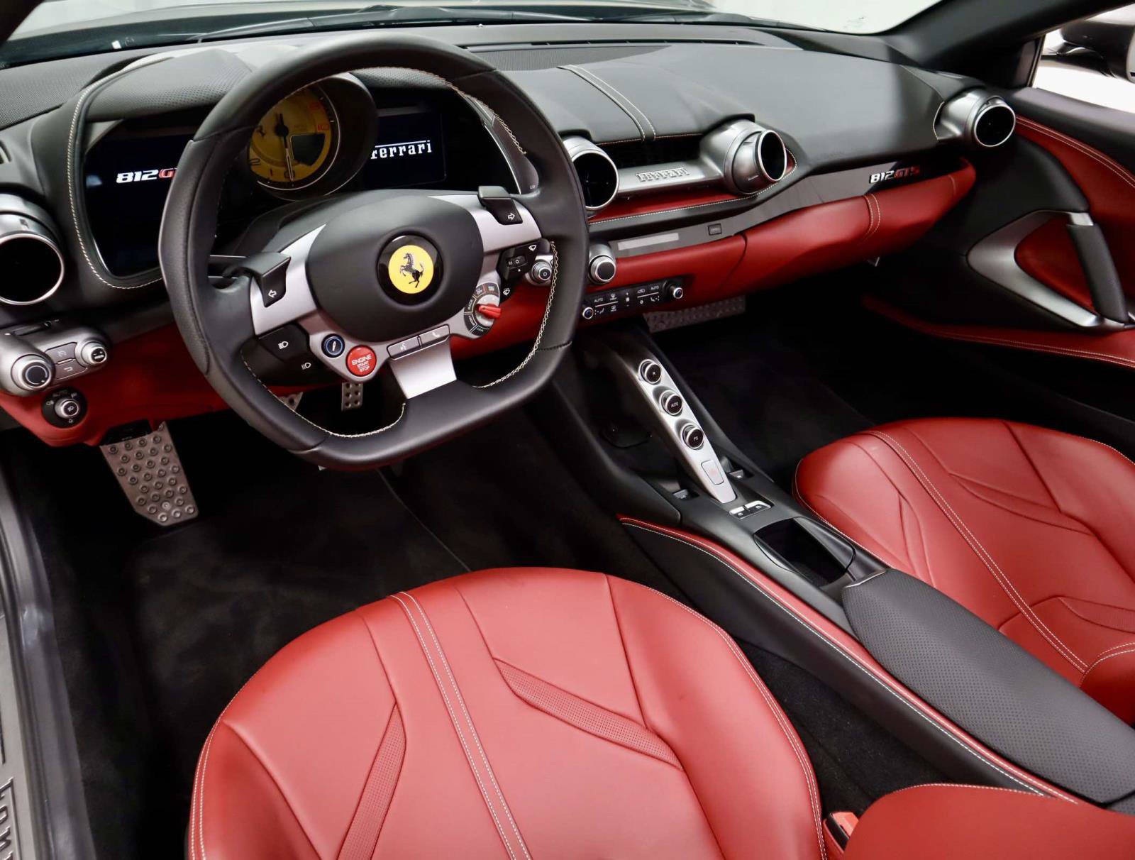 Used 2018 Ferrari 488 Spider RWD image 63