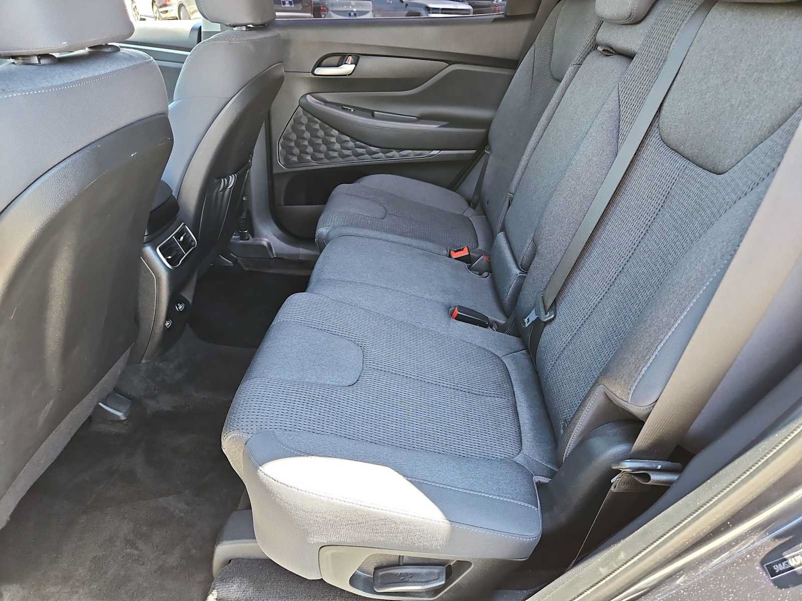 Used 2021 Hyundai Santa Fe SEL FWD image 19
