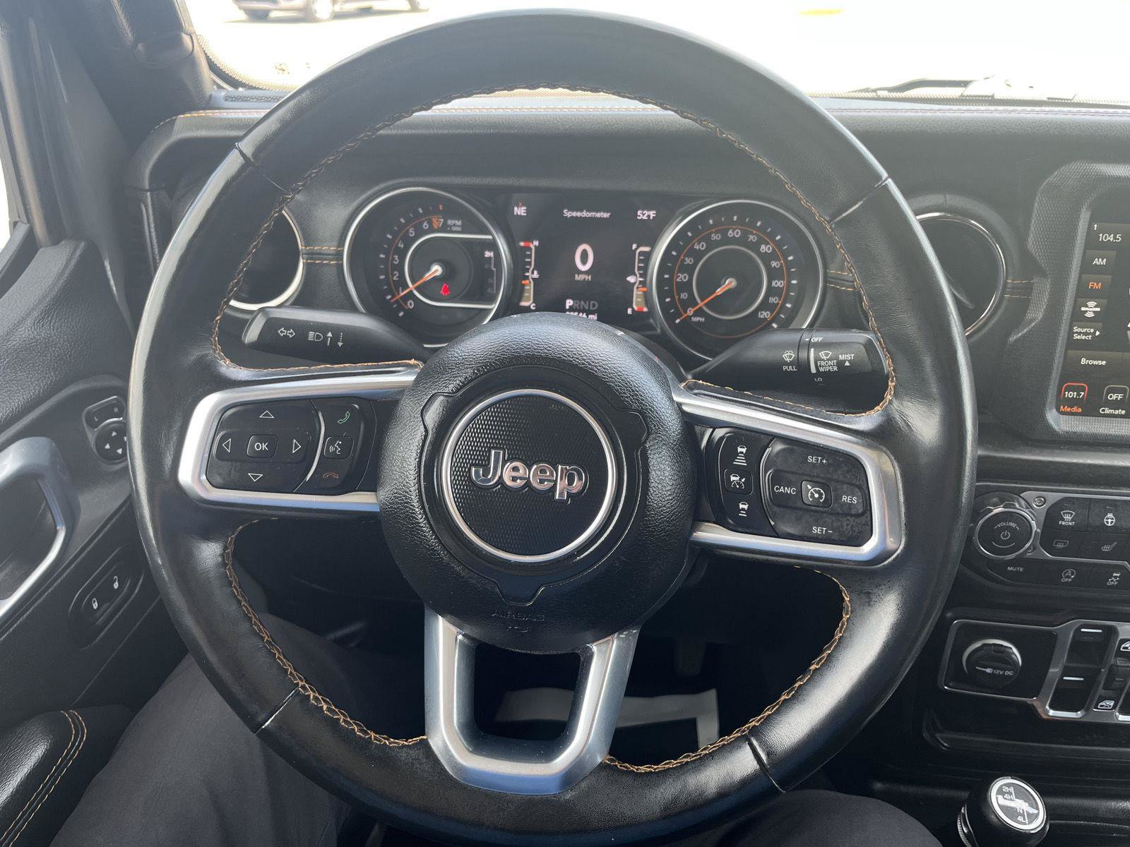 Used 2022 Jeep Gladiator Overland AWD/4WD image 17