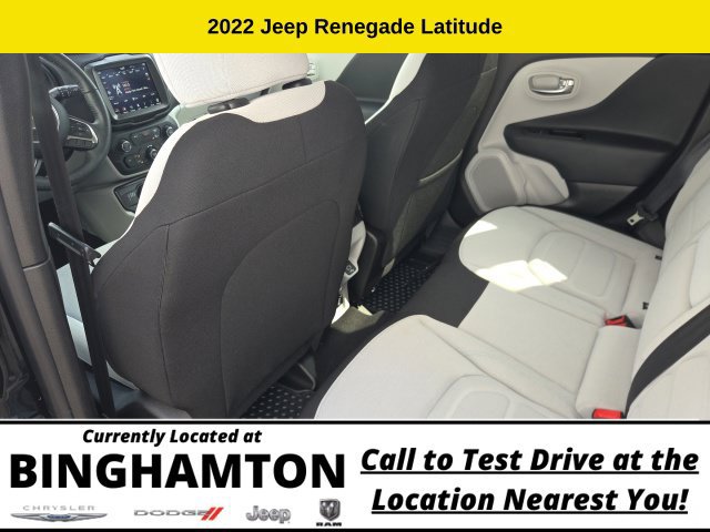 Used 2022 Jeep Renegade Latitude w/ Convenience Group AWD/4WD image 10