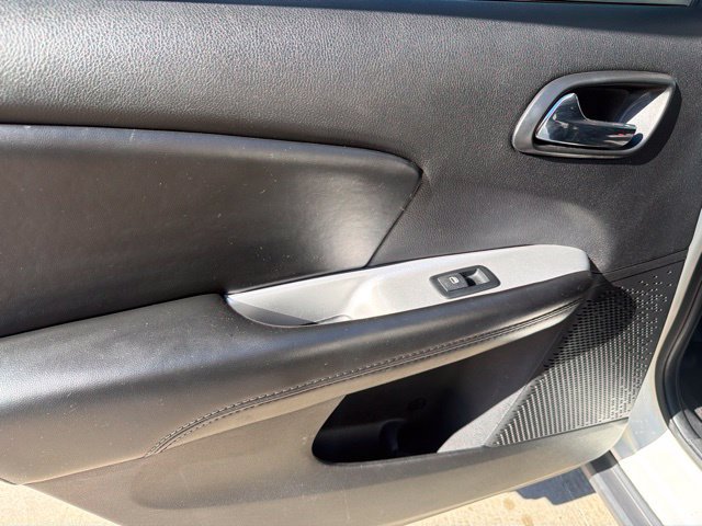 Used 2018 Dodge Journey SE AWD/4WD image 17