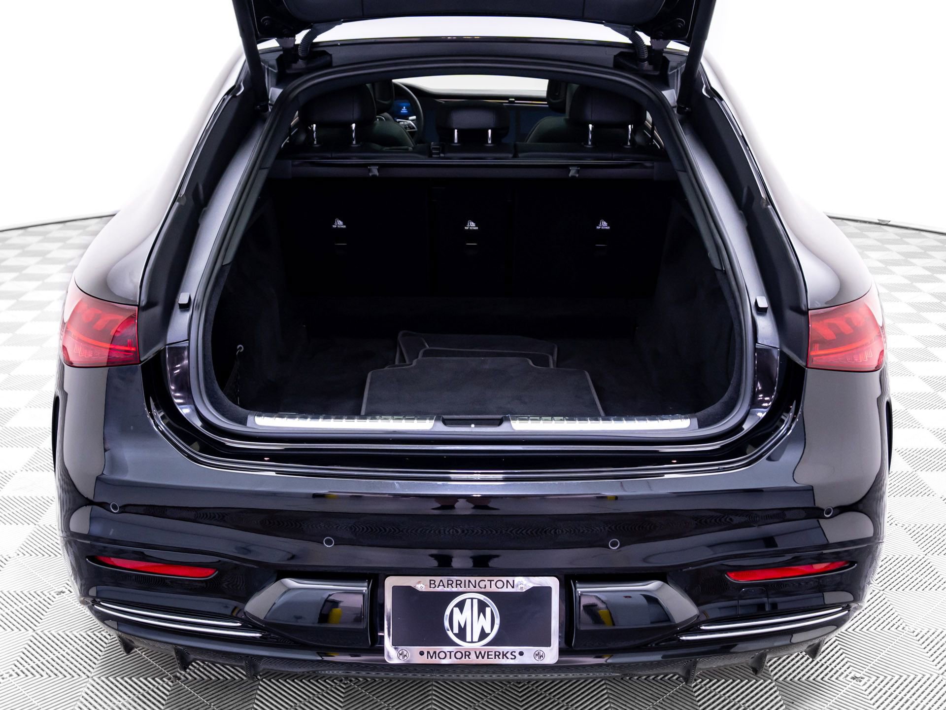 Used 2022 Mercedes-Benz EQS 580 4MATIC Sedan image 32